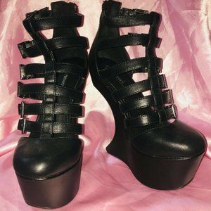 Forever 21 Caged Heel-less Platform Shoes 7.5